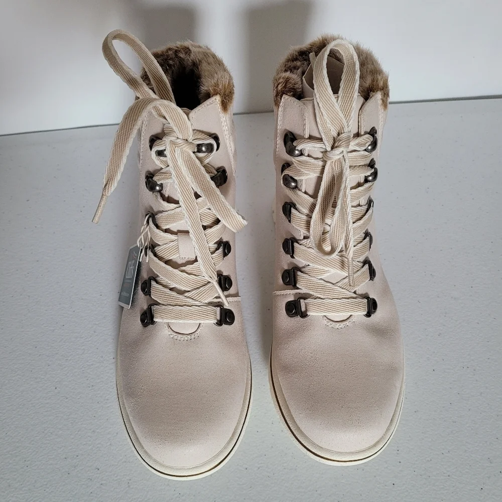 **FINAL SALE** NIB Cliffs by White Mountain Hallett Cream Bootie - Picture 6 of 7